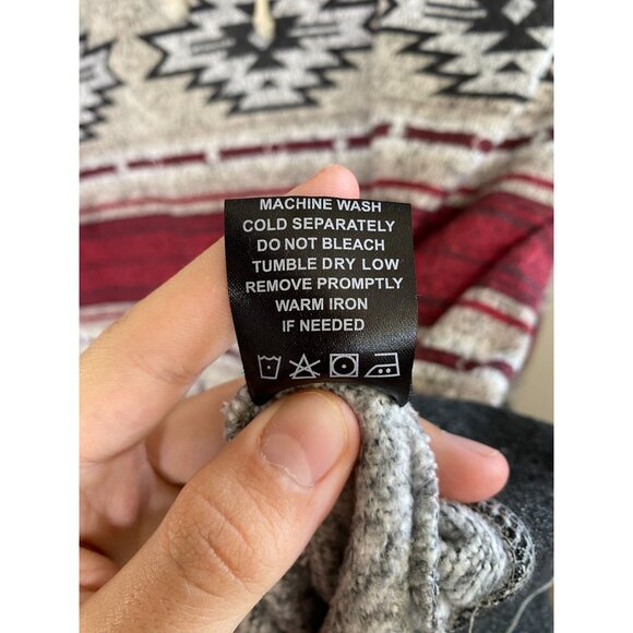 Brooklyn Cloth Mens Aztec Striped Pullover Hoodie M Red Gray Polyester Pocket - Picture 6 of 7